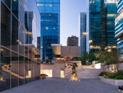 Exterior_Sculpture_Court (1)